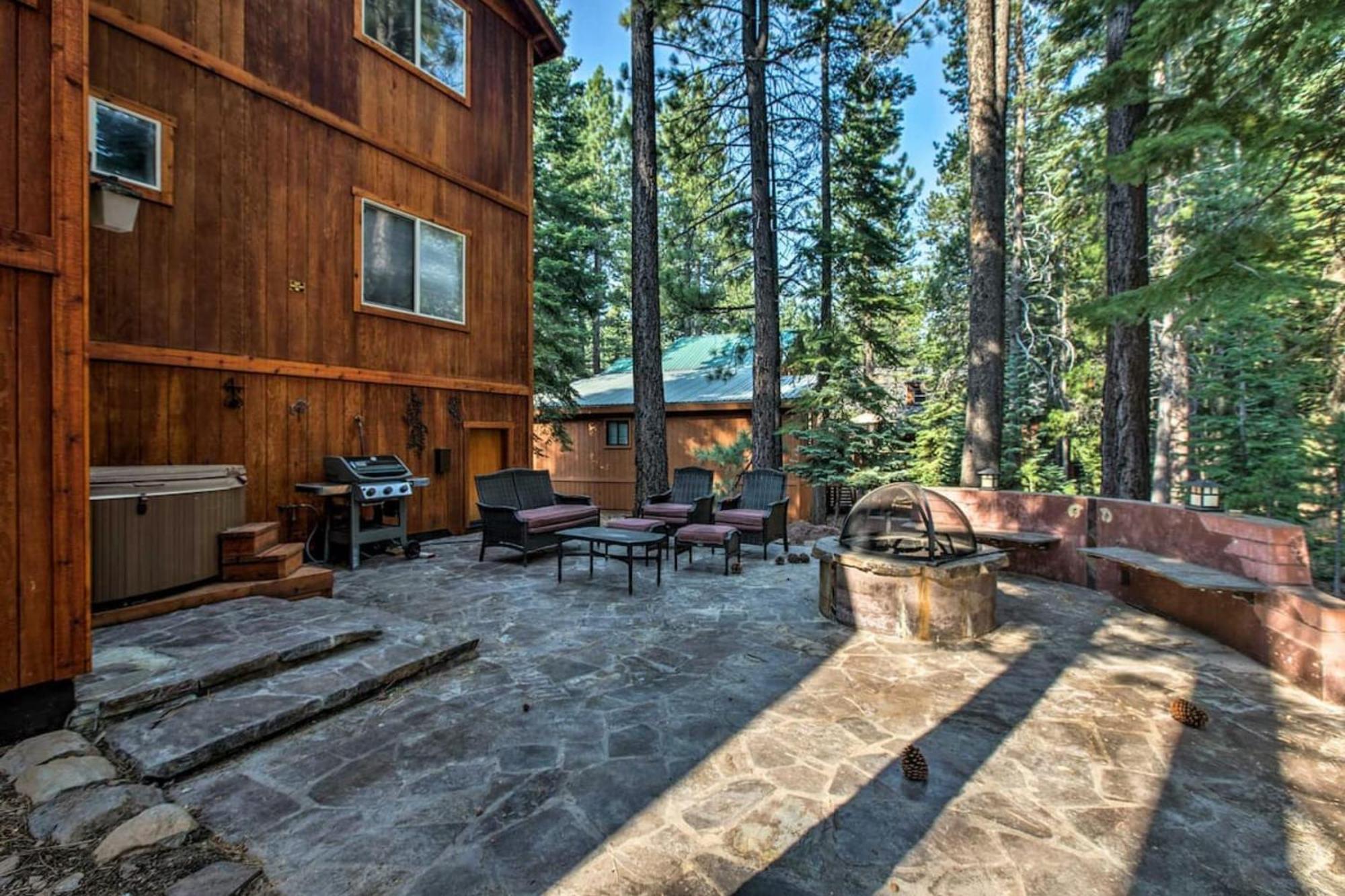 Moosetrack By Avantstay Cozy Cabin In The Of Tahoe Donner W Hot Tub Truckee Exterior foto